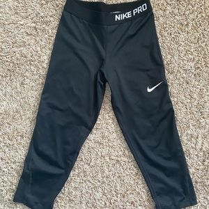Nike cropped leggings!